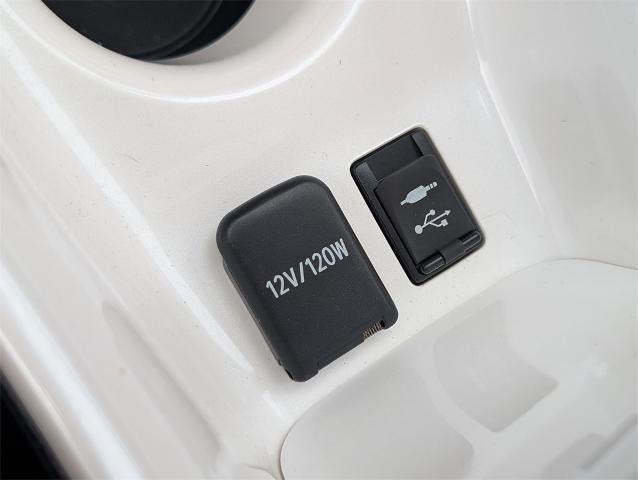 2017 Toyota Prius Prime Premium (Natl)