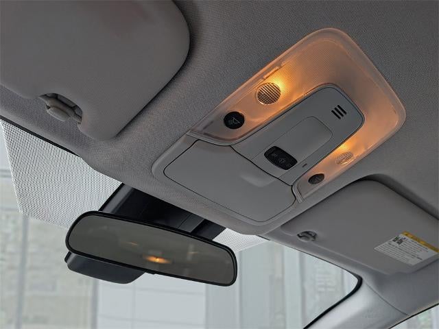 2017 Toyota Prius Prime Premium (Natl)