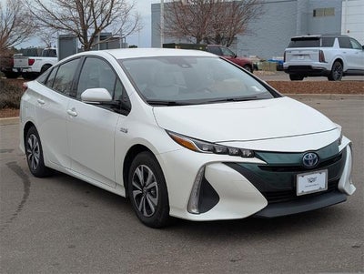 2017 Toyota Prius Prime Premium (Natl)