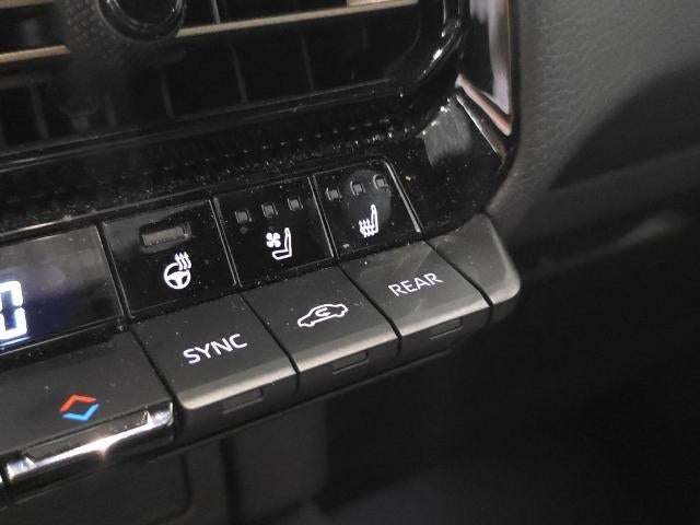 2024 Toyota Land Cruiser 4WD (GS)