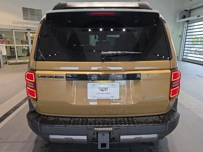 2024 Toyota Land Cruiser 4WD (GS)