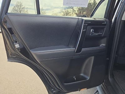 2022 Toyota 4Runner TRD Pro 4WD (Natl)