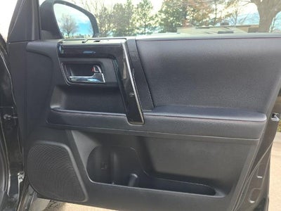 2022 Toyota 4Runner TRD Pro 4WD (Natl)