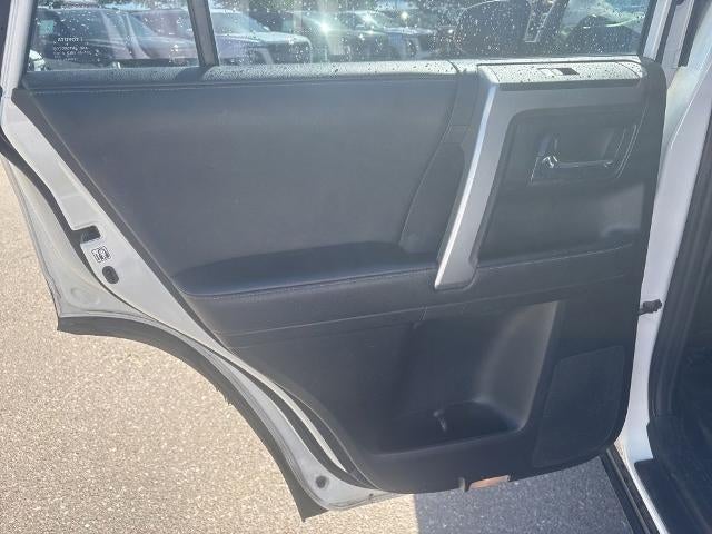 2021 Toyota 4Runner SR5 4WD (GS)