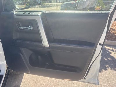 2021 Toyota 4Runner SR5 4WD (GS)