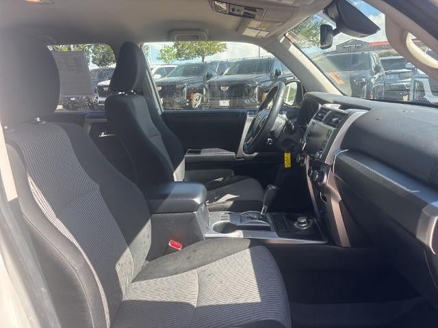 2021 Toyota 4Runner SR5 4WD (GS)