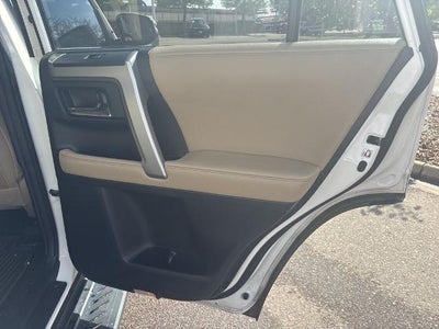 2022 Toyota 4Runner SR5 Premium 4WD (Natl)