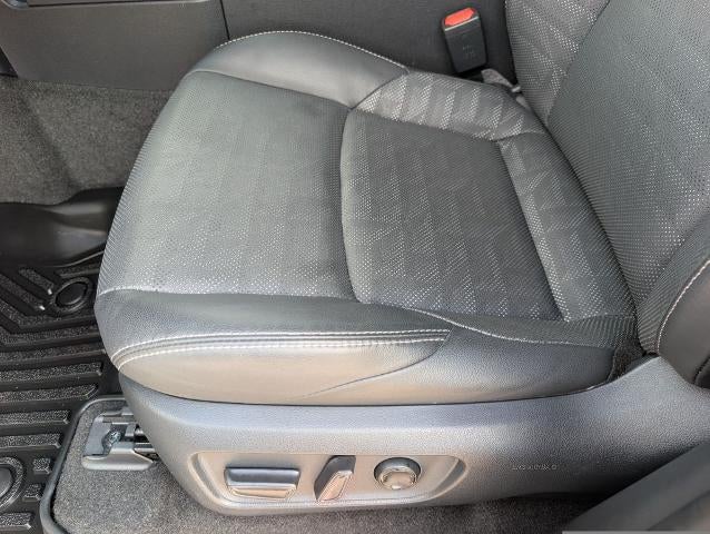 2025 Toyota 4Runner SR5 4WD (GS)
