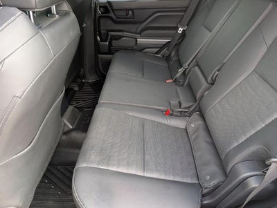 2025 Toyota 4Runner SR5 4WD (GS)