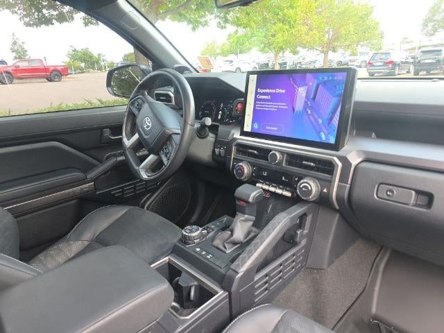 2025 Toyota 4Runner SR5 4WD (GS)