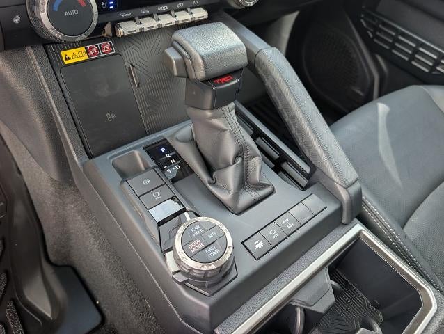 2025 Toyota 4Runner SR5 4WD (GS)