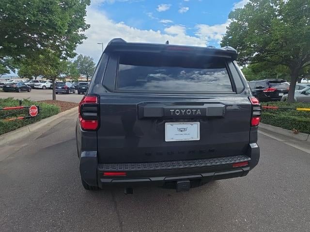 2025 Toyota 4Runner SR5 4WD (GS)