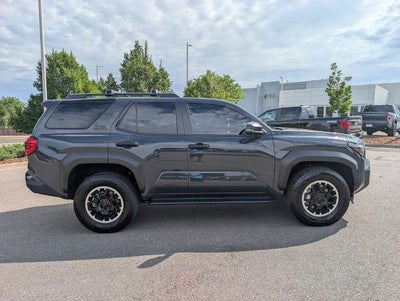 2025 Toyota 4Runner SR5 4WD (GS)