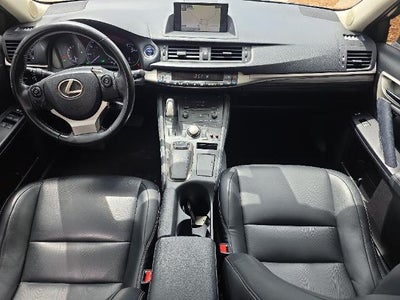 2017 Lexus CT 200h FWD