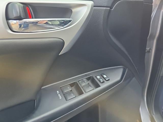 2012 Lexus CT 200h FWD 4dr Hybrid
