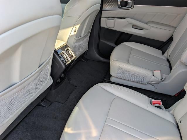 2022 Kia Sorento Plug-In Hybrid SX AWD