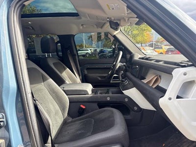 2020 Land Rover Defender 110 SE AWD