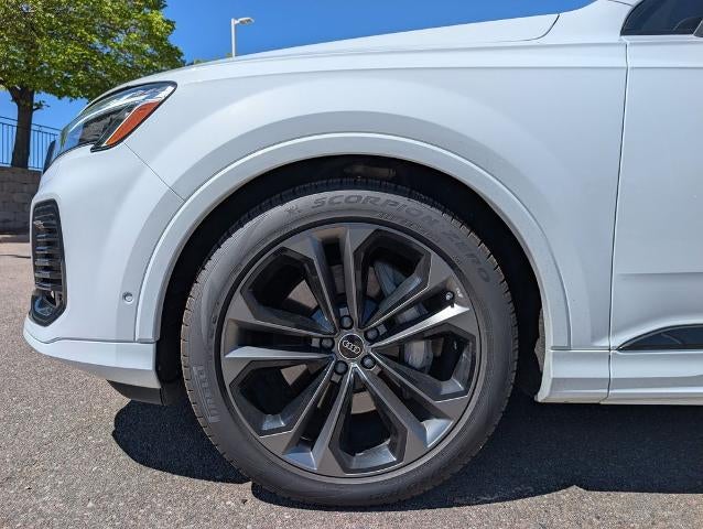 2025 Audi Q7 Prestige 55 TFSI quattro