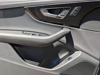 2025 Audi Q7 Prestige 55 TFSI quattro