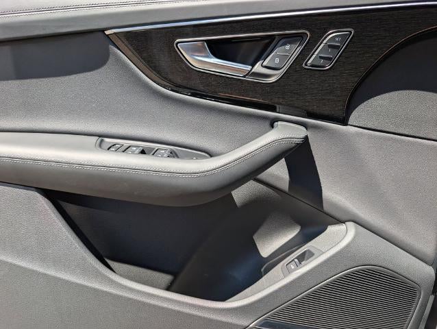 2025 Audi Q7 Prestige 55 TFSI quattro
