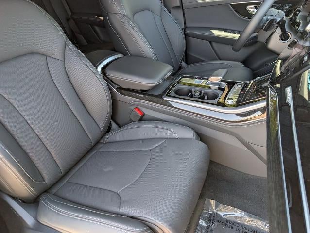 2025 Audi Q7 Prestige 55 TFSI quattro