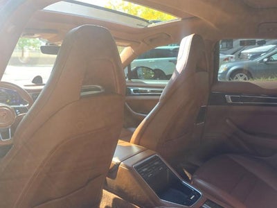 2018 Porsche Panamera 4 AWD