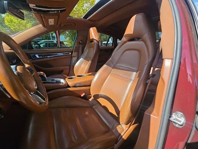 2018 Porsche Panamera 4 AWD