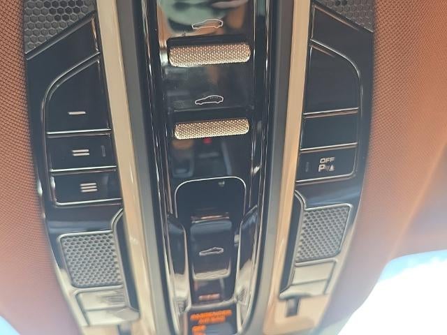 2018 Porsche Panamera 4 AWD