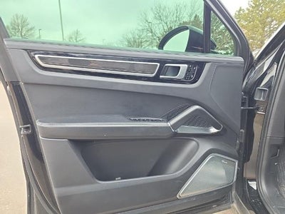 2020 Porsche Cayenne Turbo Coupe AWD