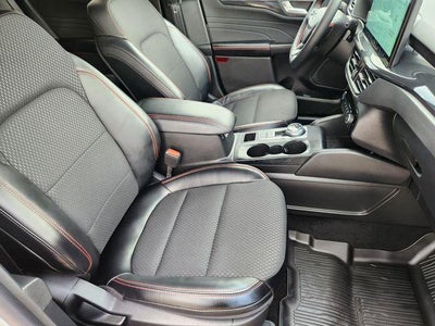 2025 Ford Escape ST-Line Select