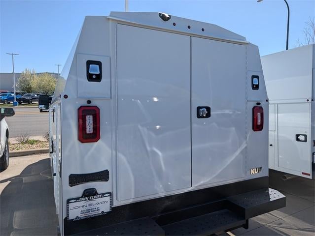 2024 Chevrolet Express Commercial Cutaway Base