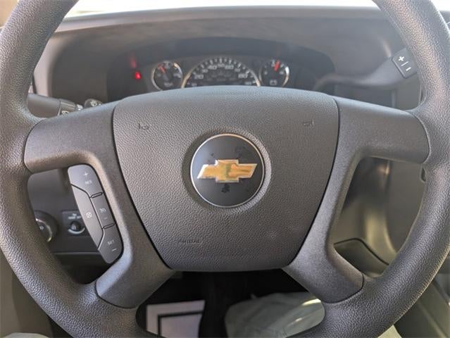 2025 Chevrolet Express Commercial Cutaway Base