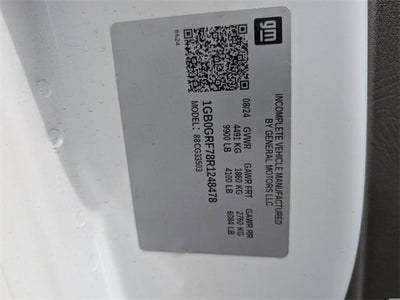 2024 Chevrolet Express Commercial Cutaway Base