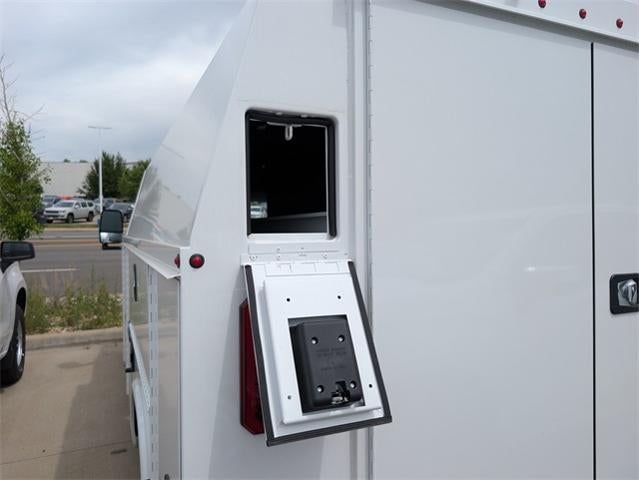 2024 Chevrolet Express Commercial Cutaway Base