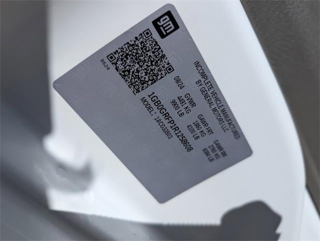 2024 Chevrolet Express Commercial Cutaway Base