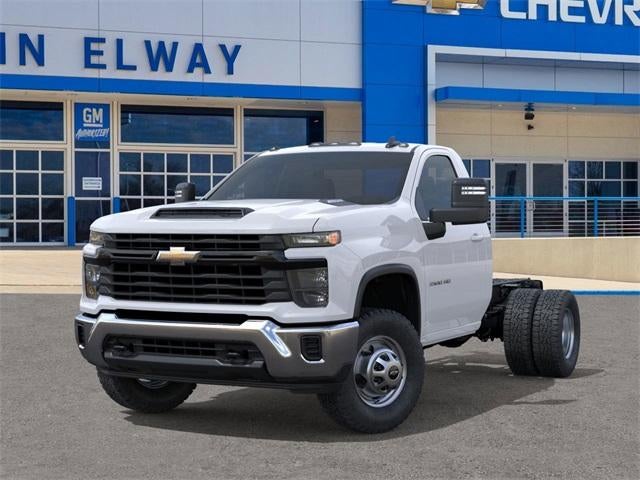 2026 Chevrolet Silverado 3500 HD CC Work Truck
