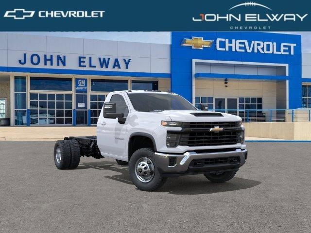 2026 Chevrolet Silverado 3500 HD CC Work Truck