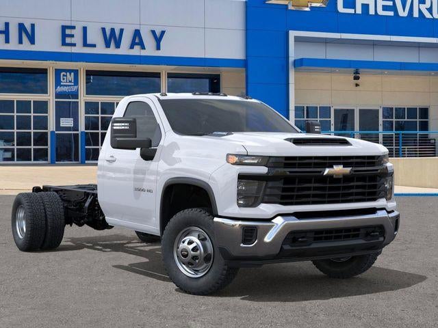 2026 Chevrolet Silverado 3500 HD CC Work Truck