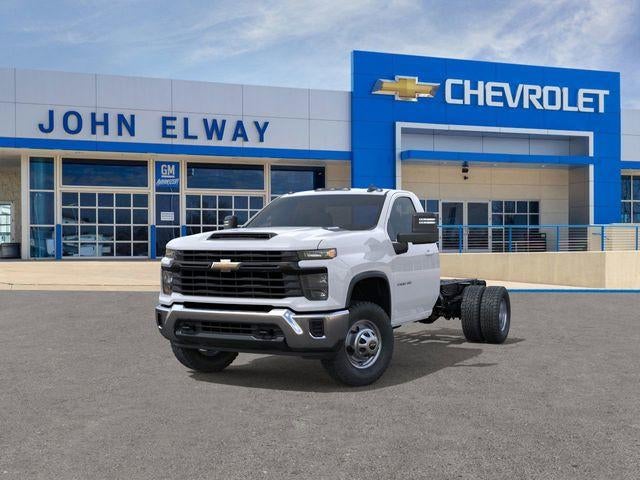 2026 Chevrolet Silverado 3500 HD CC Work Truck