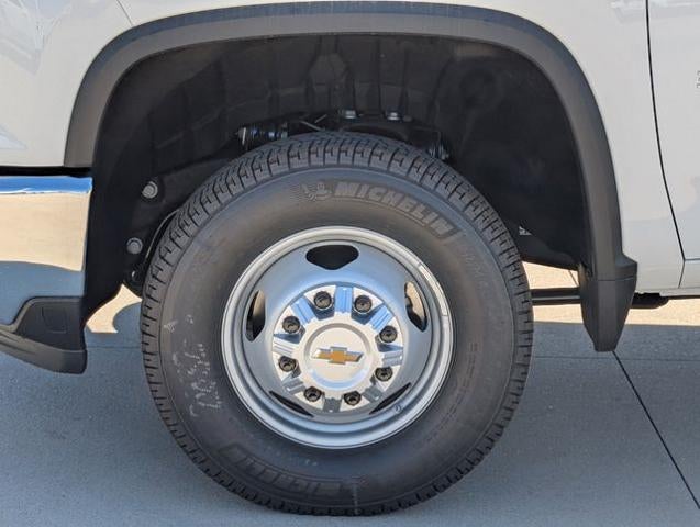 2026 Chevrolet Silverado 3500 HD CC Work Truck
