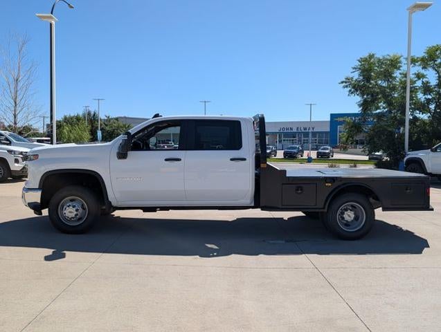 2026 Chevrolet Silverado 3500 HD CC Work Truck