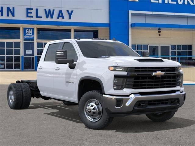 2026 Chevrolet Silverado 3500 HD CC Work Truck