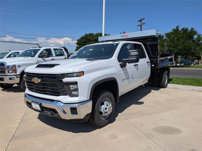 2025 Chevrolet Silverado 3500 HD CC Work Truck