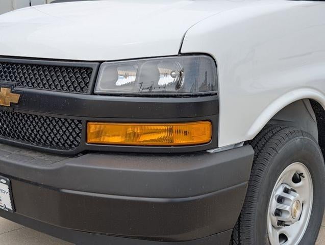 2026 Chevrolet Express Cargo Van Base