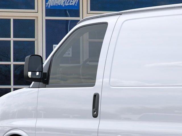 2027 Chevrolet Express Cargo Van Base