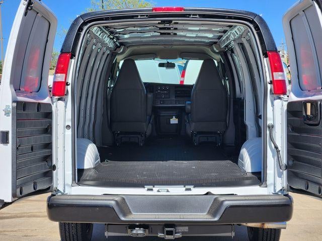 2026 Chevrolet Express Cargo Van Base