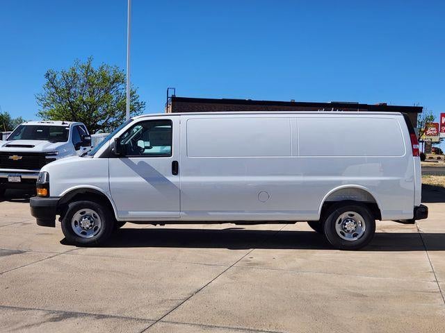 2026 Chevrolet Express Cargo Van Base