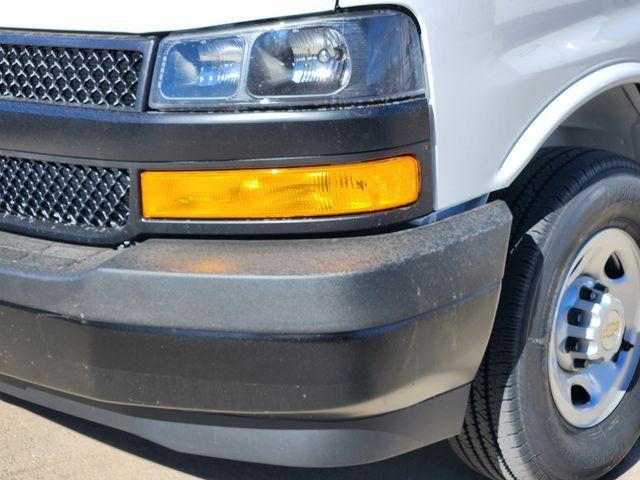 2026 Chevrolet Express Cargo Van Base