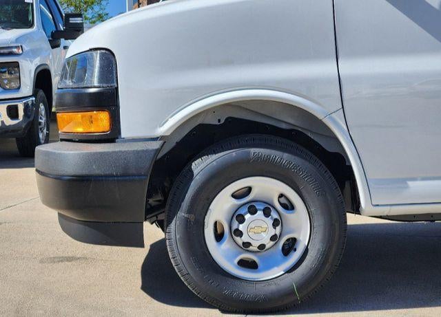 2026 Chevrolet Express Cargo Van Base