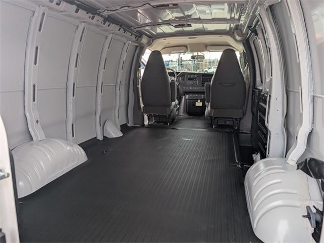 2026 Chevrolet Express Cargo Van Base